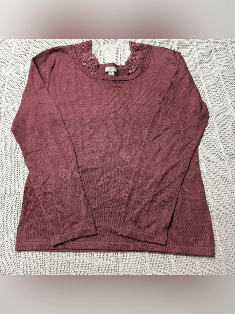 J Jill Lace-Trim Long Sleeve Top in Mauve Silk Blend